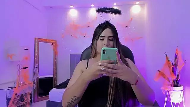 kendall_roous on StripChat