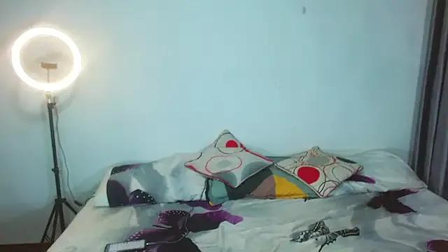 Kenisha_Sweet on StripChat