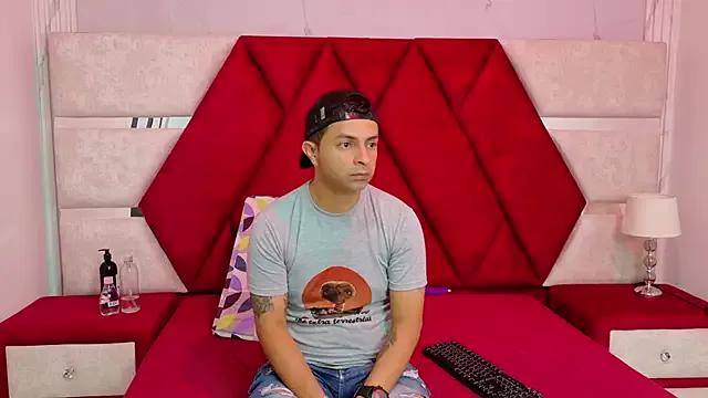 Kity_spiderr on StripChat