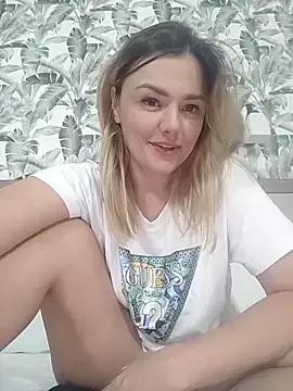 KrissSexi on StripChat