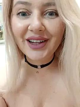 LadyLolyPop_ on StripChat