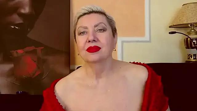 LadyPosh on StripChat