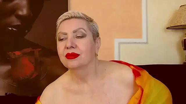 LadyPosh on StripChat