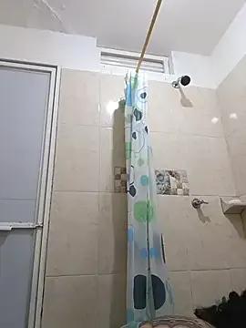 Ladyswap — give you a blowjob in 4