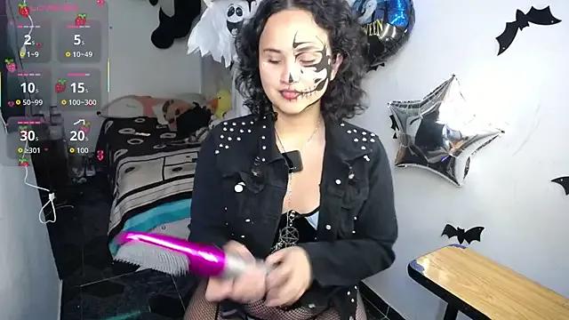 Ladyswap on StripChat