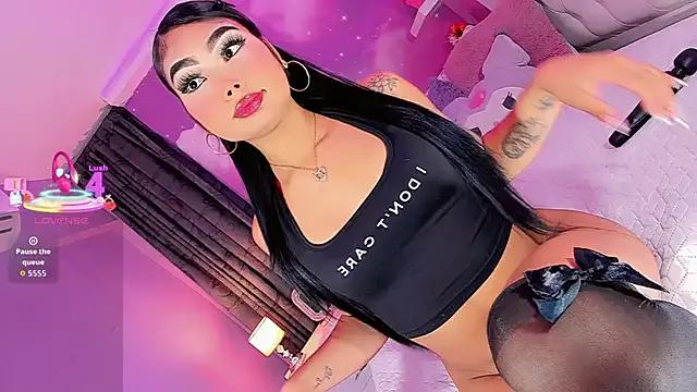 LanaOrtiiz on StripChat