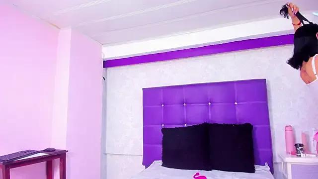 LeaMoreau22 — Naughty Game