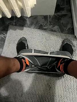 Lecatore80 — I show my ass