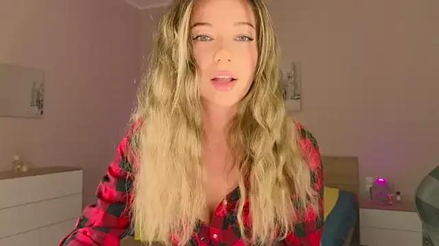 Lenamuti25 on StripChat