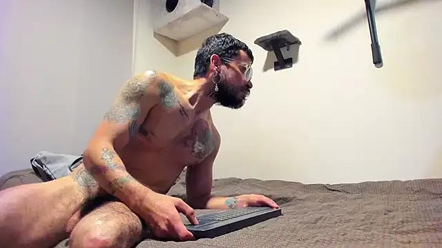 leondevereda on StripChat