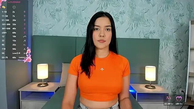 lexiethompson_ on StripChat