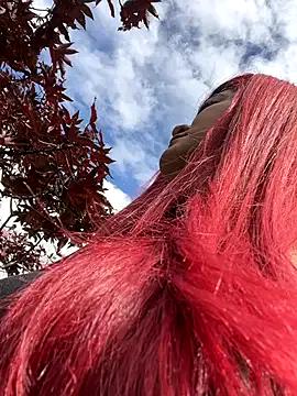 lia_moon77 on StripChat