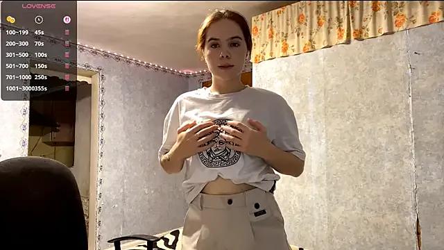 Lia_rise on StripChat