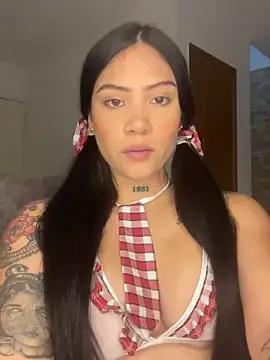 liahouses on StripChat