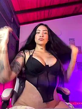 liahouses on StripChat