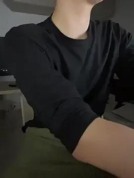 Liam_Moss on StripChat