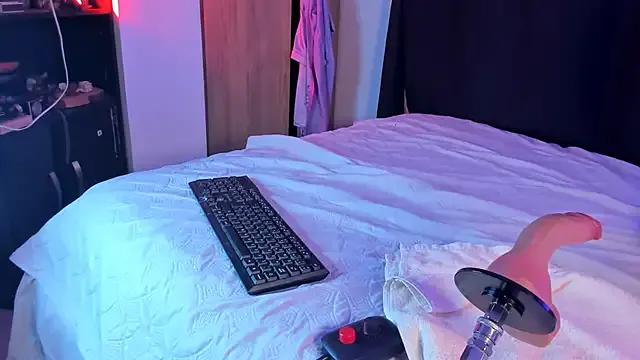 LilyRobertts on StripChat