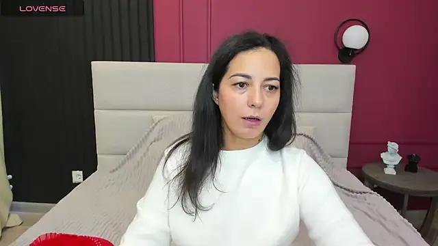 Linda_Insatiable on StripChat