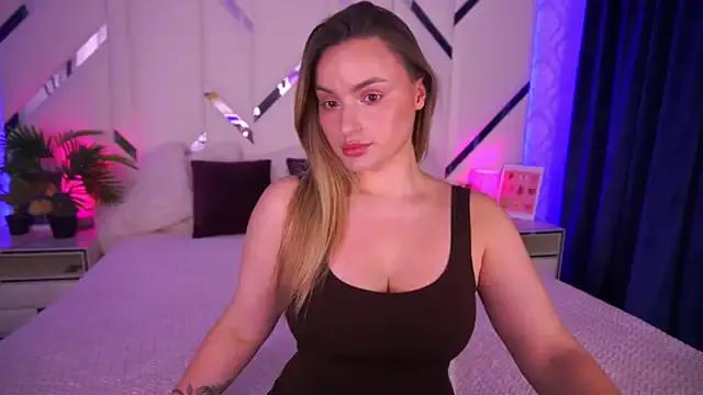 LindsieGreyy on StripChat