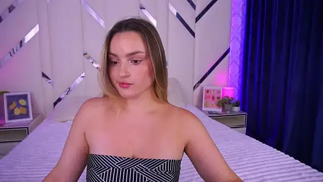 LindsieGreyy on StripChat