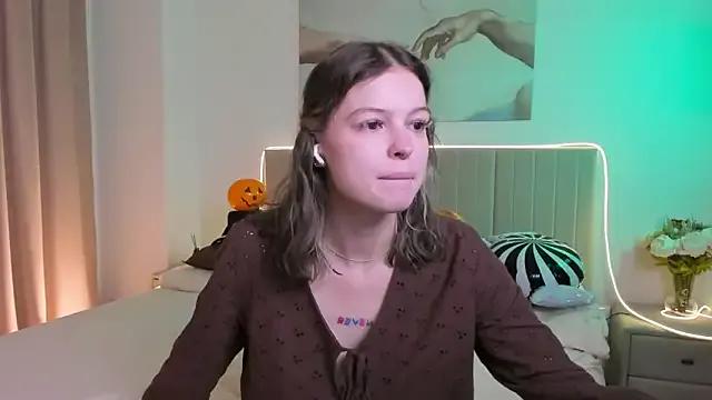 Lisa_Blossom on StripChat