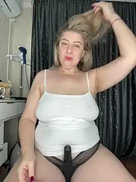 LizaTits on StripChat