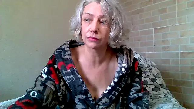 Lorie_Carrie — show panties