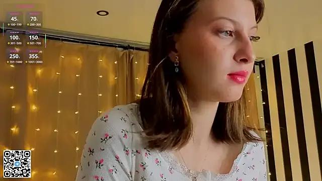 LorinaMaffitt on StripChat