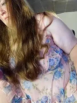 Love86Emily on StripChat