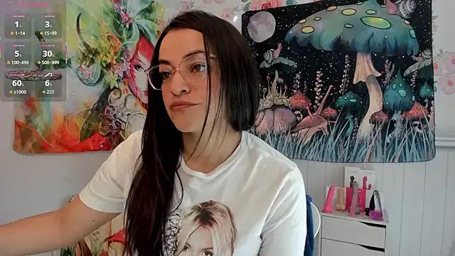 LovelyAzucena on StripChat