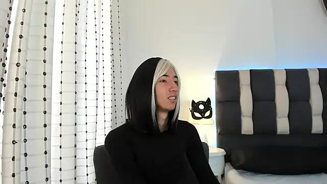 loverisu-coral on StripChat