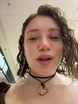 lucy-joy on StripChat