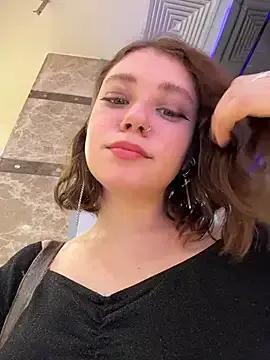 lucy-joy on StripChat