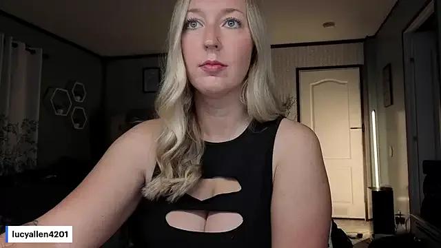 lucyallen4201 on StripChat