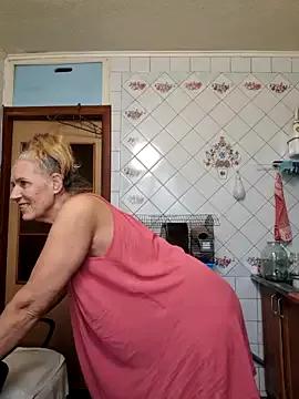 lukerya on StripChat