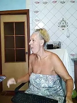 lukerya on StripChat