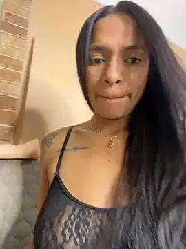 Luna025 on StripChat