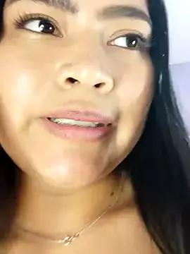 LunaaRosse on StripChat