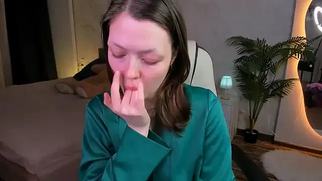 Lunar_Lily — face tour