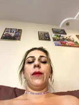 Lusi_Luxary on StripChat