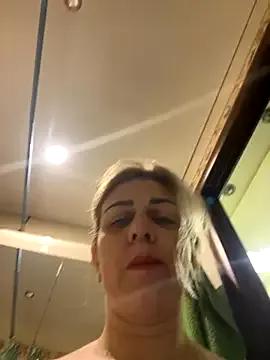 Lusi_Luxary on StripChat