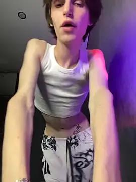 madi_snow on StripChat