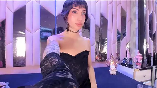 MadisonWood01 on StripChat