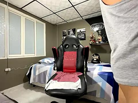 marcel_crawford96 — NAKED AND SPANK MY ASS