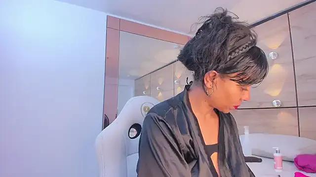 martina_touss on StripChat