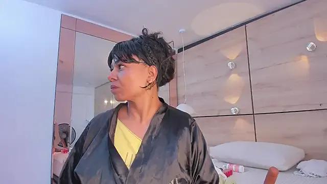 martina_touss on StripChat