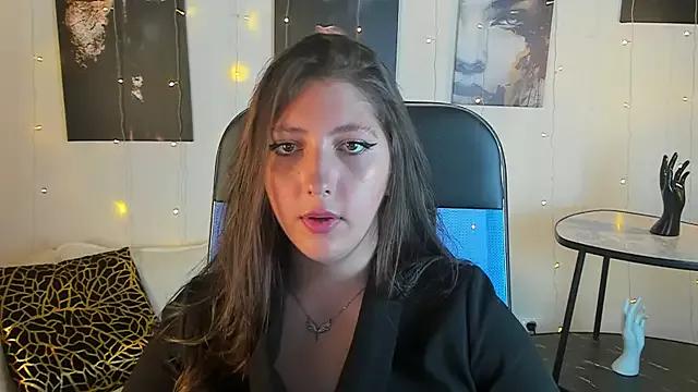 Mary_Miiller on StripChat