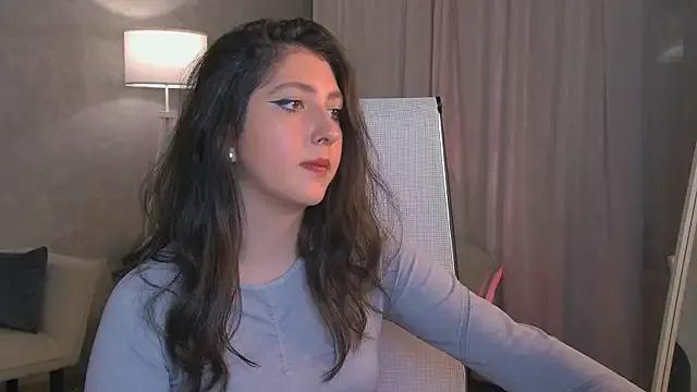 Mary_Miiller on StripChat