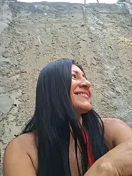 maturexxxnaughty — I fuck my juicy pussy in the street