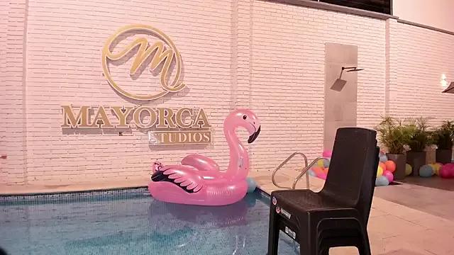 Maxim-Walker on StripChat